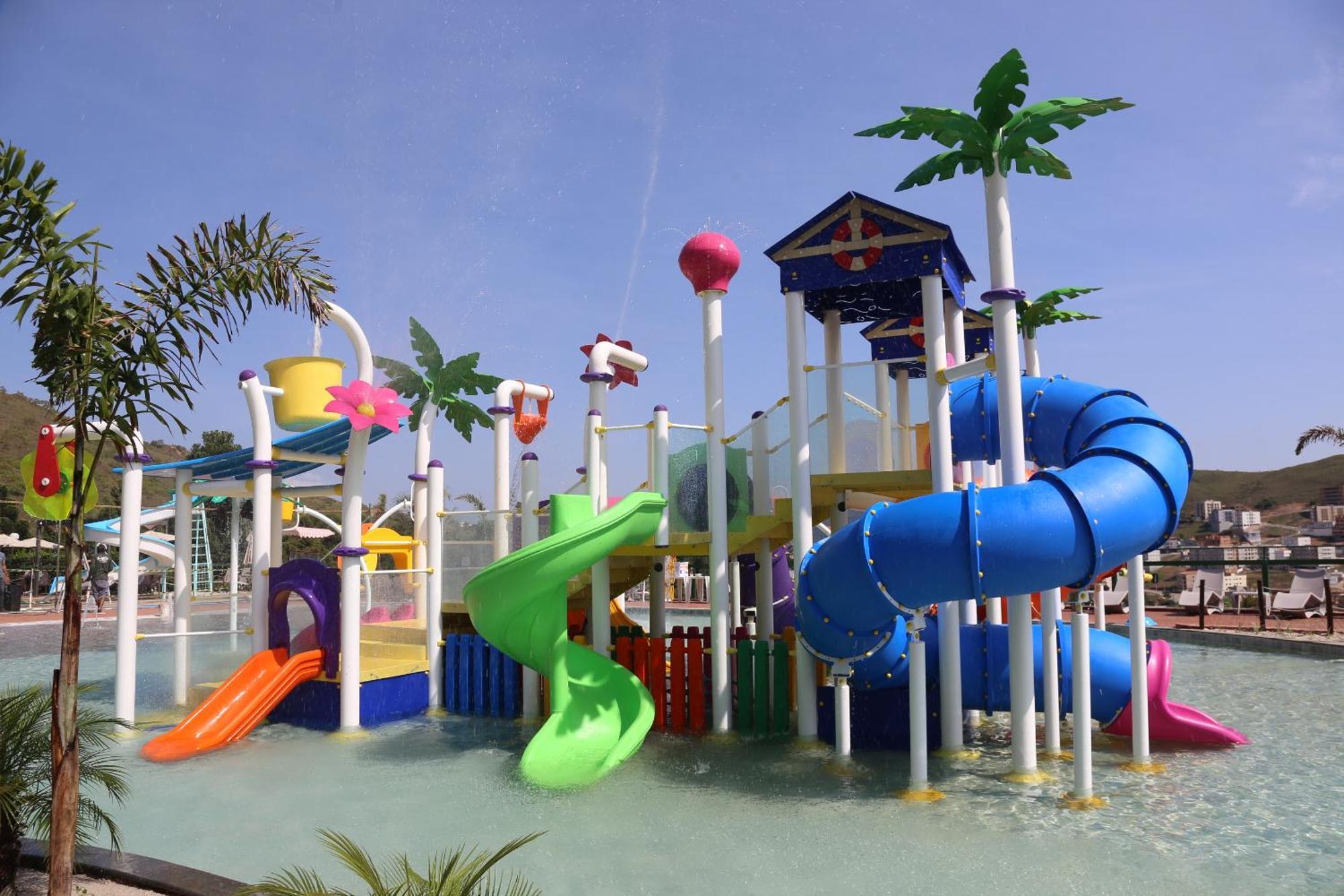 波索卡达黄金公园全包酒店 Poços de Caldas 外观 照片 Splash Jungle Water Park