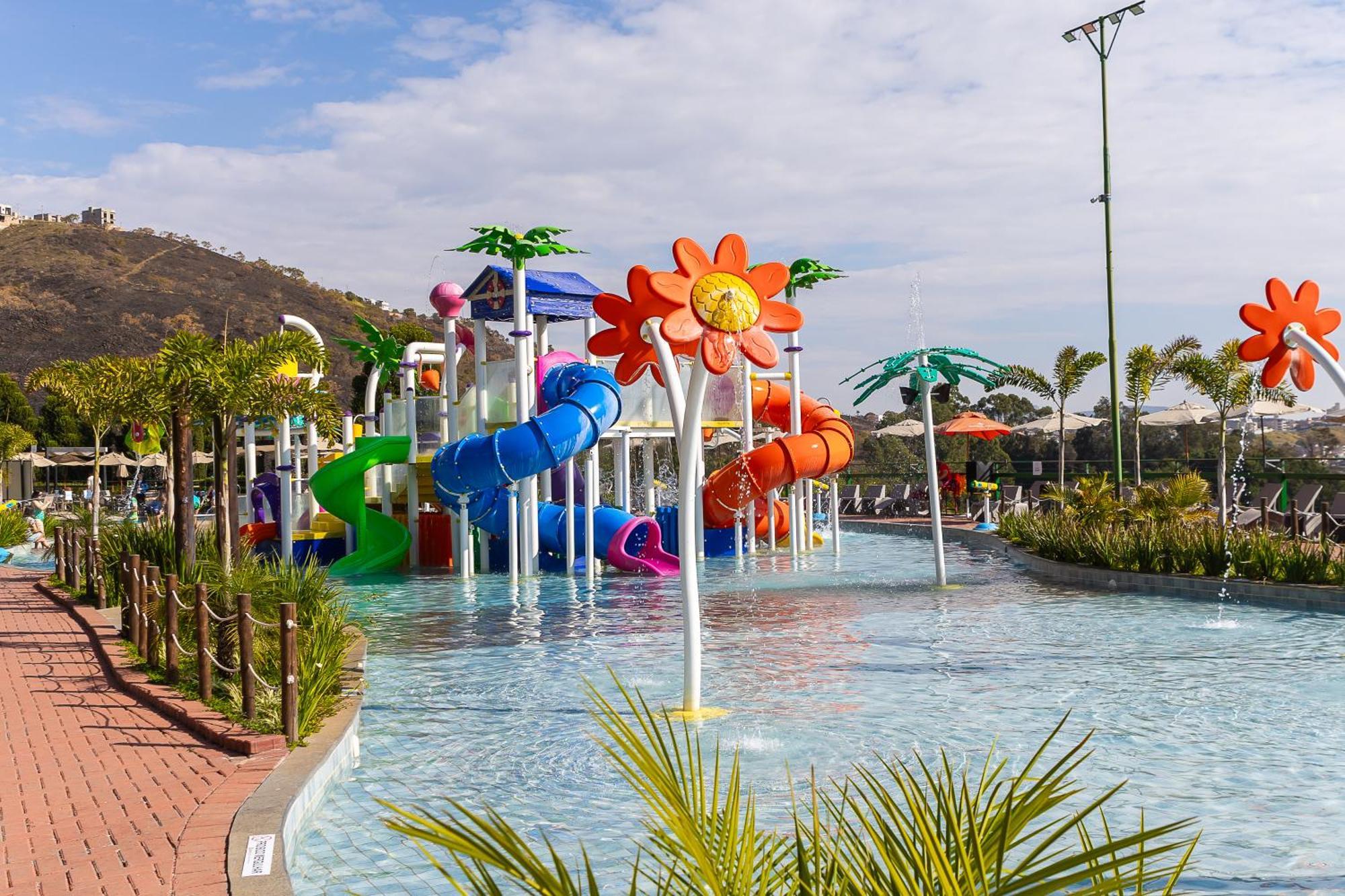 波索卡达黄金公园全包酒店 Poços de Caldas 外观 照片 Splash Island