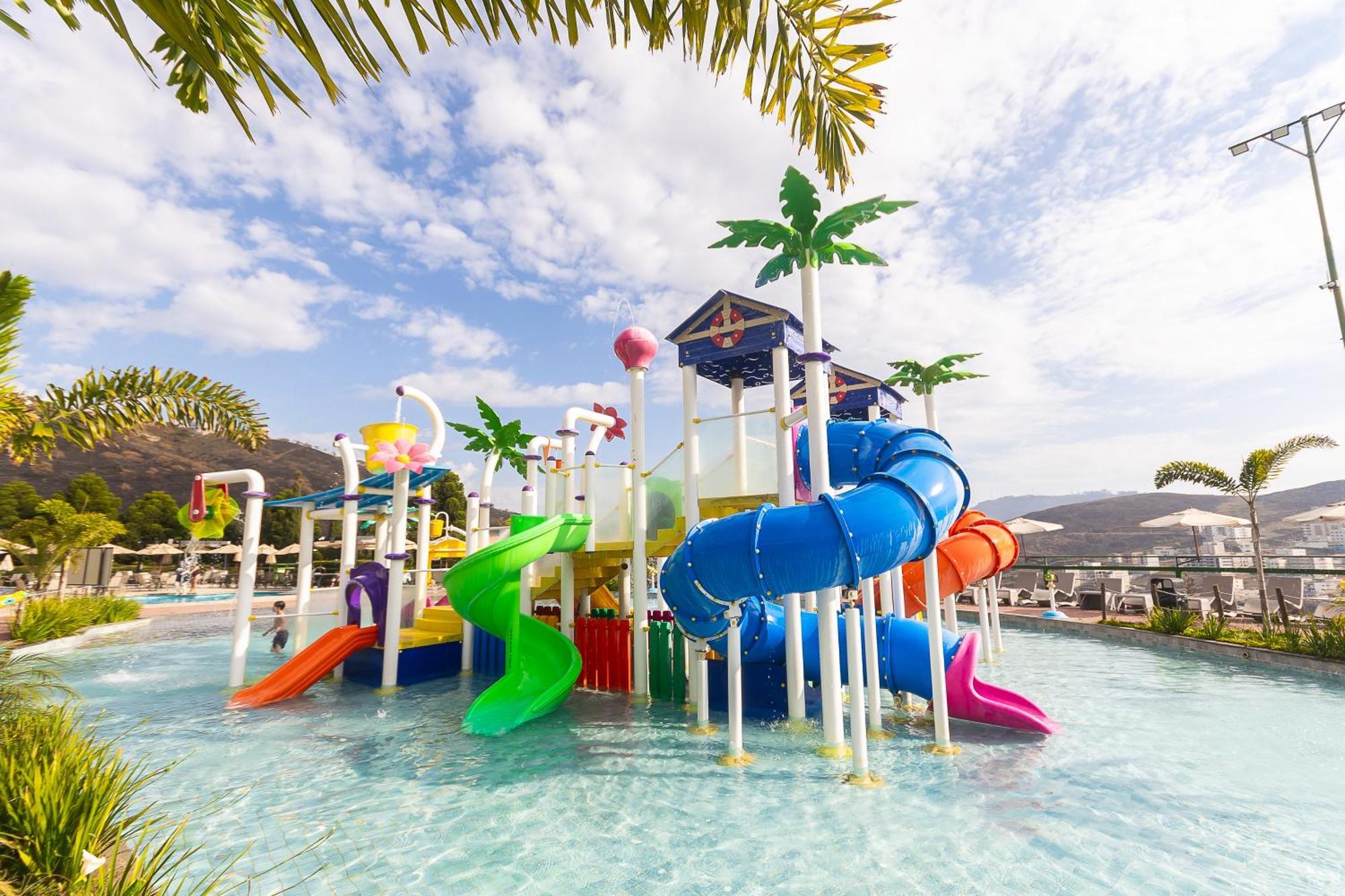 波索卡达黄金公园全包酒店 Poços de Caldas 外观 照片 Waterpark at the Hard Rock Hotel