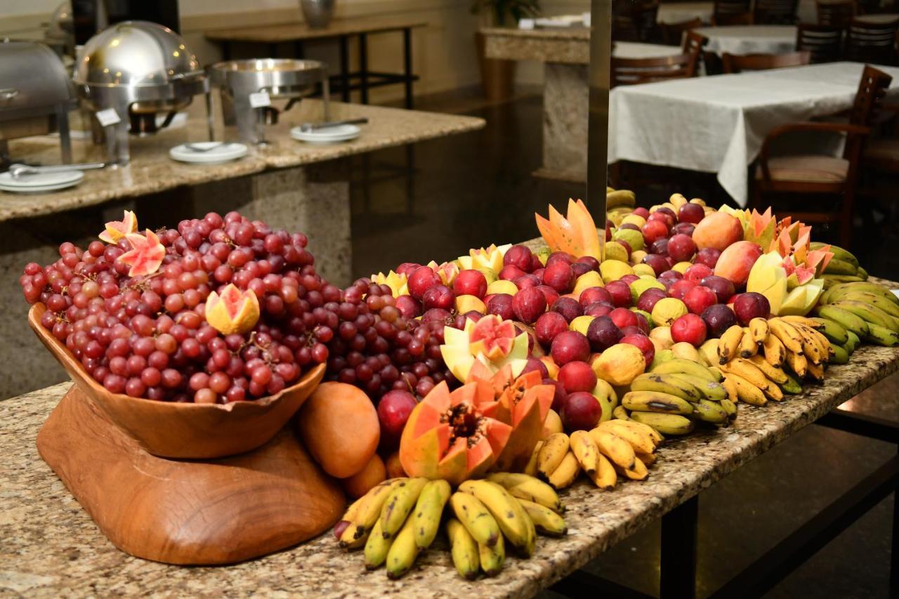 波索卡达黄金公园全包酒店 Poços de Caldas 外观 照片 Fruit display